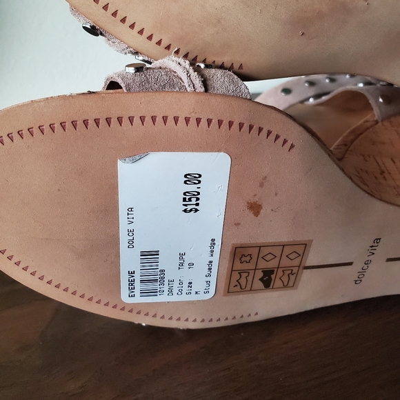 NEW🔥 Dolce Vita Stud Suede Wedge (Taupe) Sz 10 - Picture 10 of 10
